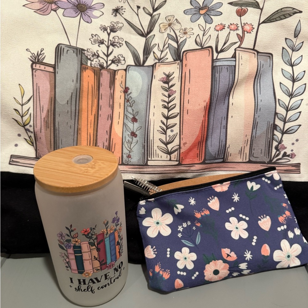 HATS, PURSES, GRAB BAG JEWELRY, WATER-BOTTLE HOLDERS - Picture 12 of 12